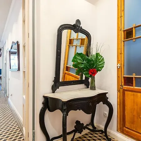 Apartment Large Patio 4 Bedrooms 4 Bathrooms Of Which 3 En-suite *