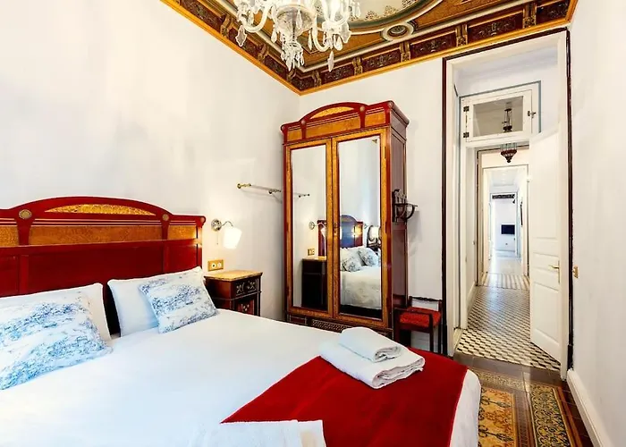 Large Patio 4 Bedrooms 4 Bathrooms Of Which 3 En-suite شقة برشلونة