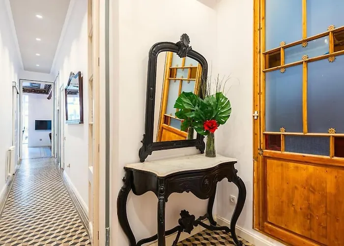 شقة Large Patio 4 Bedrooms 4 Bathrooms Of Which 3 En-suite *
