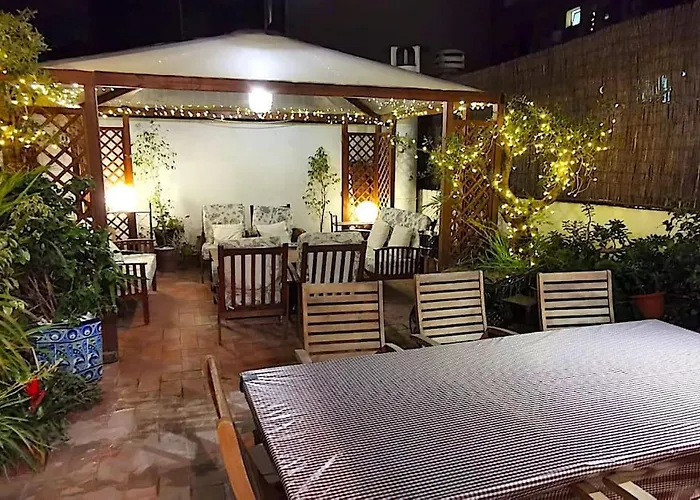 Large Patio 4 Bedrooms 4 Bathrooms Of Which 3 En-suite شقة