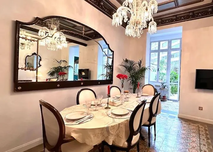 Large Patio 4 Bedrooms 4 Bathrooms Of Which 3 En-suite * برشلونة